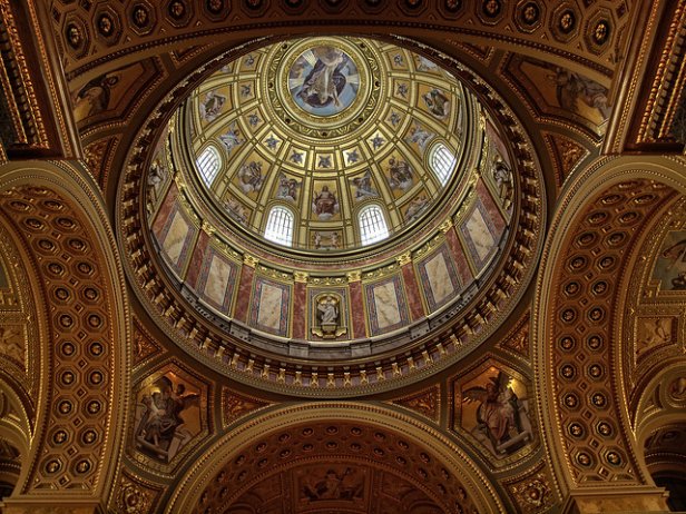 /Basílica de San Esteban